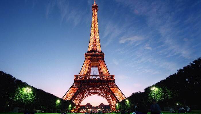 Places To Visit In Paris
