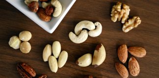 Health Benefits of Eating Nuts and Dry Fruits